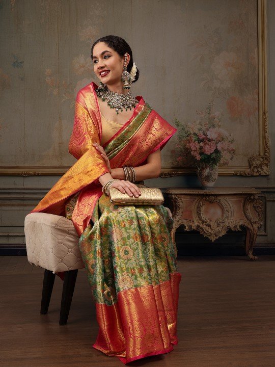 Floral Woven Design Zari Pure Silk Banarasi Saree