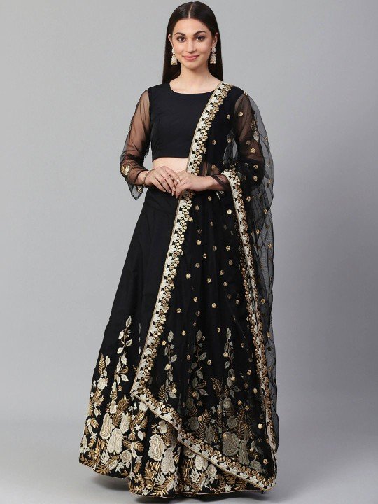 black white Gher Wala Lehenga