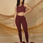 Slim fit activewear leggings