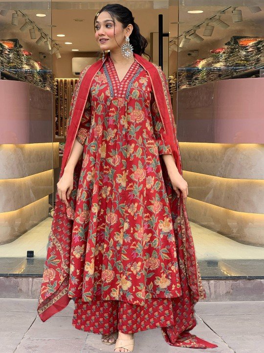 Latest Red Anarkali Kurta for Weddings under 1000