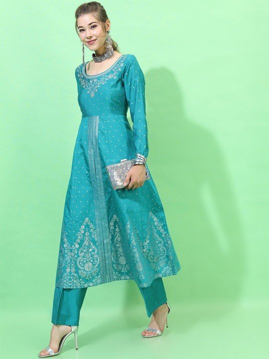 Straight Kurta for Women Online Under 1000