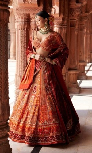 Kiasa by Ronak & Shruti Embellished Mirror Work Ready-to-Wear Lehenga