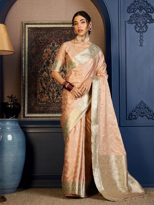 Sangria Woven Design Pure Silk Saree with Zari Detailing
