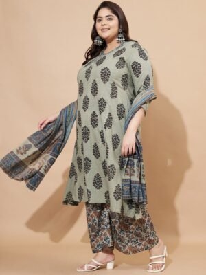 Cotton Plus Size Kurta for Women – Breathable & Stylish Ethnic Wear 2025