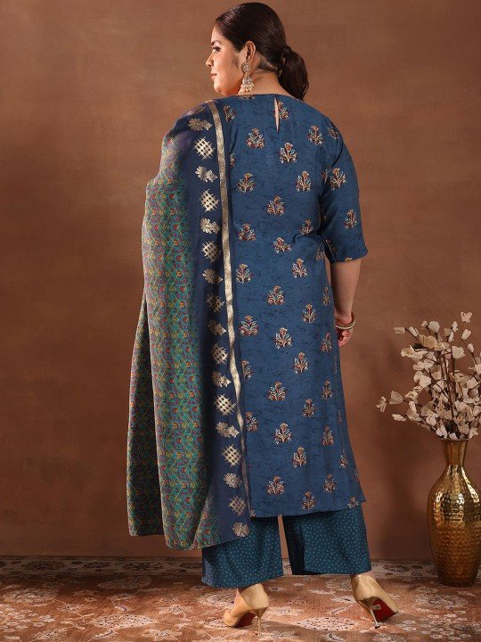 Stylish Plus Size Clothing Online – Trendy Curvy Fashion That Slays in 2025